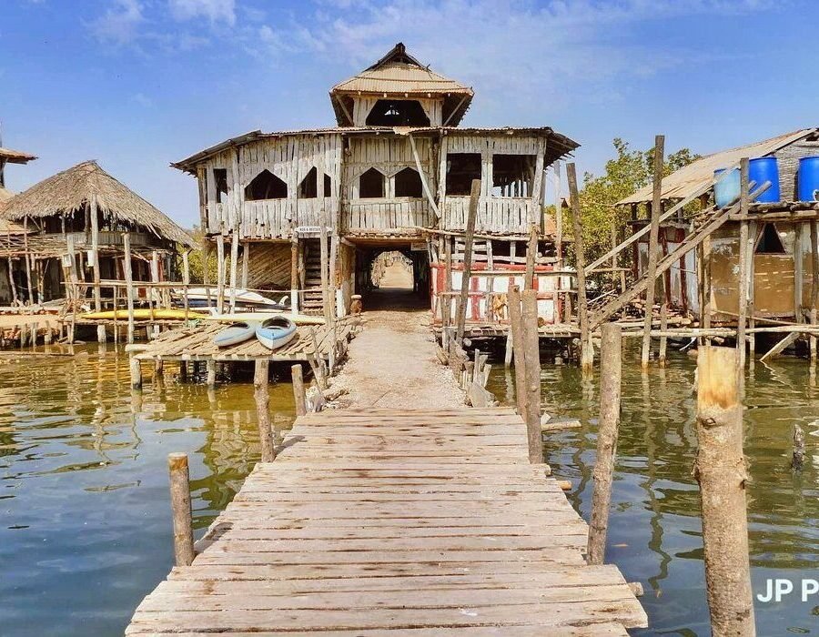 Lamine Lodge